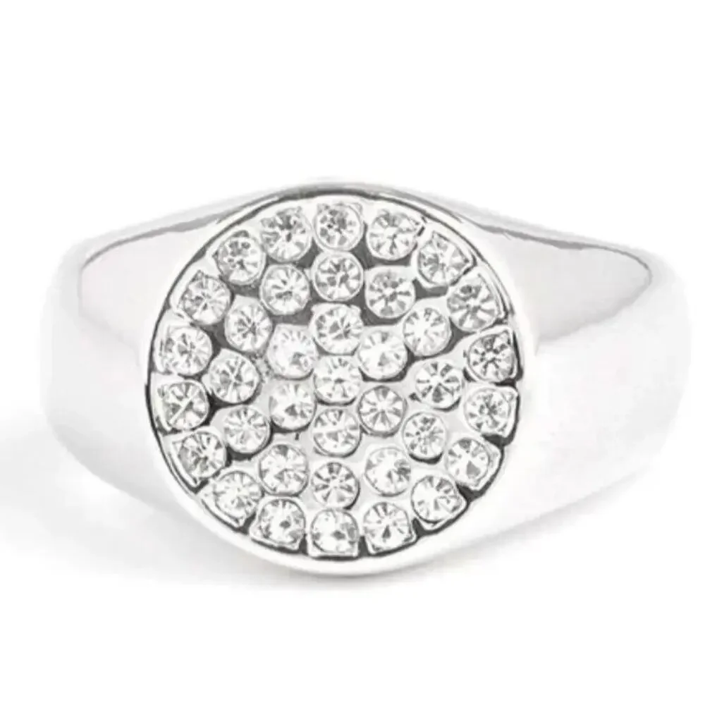 Conquest White Ring (66)